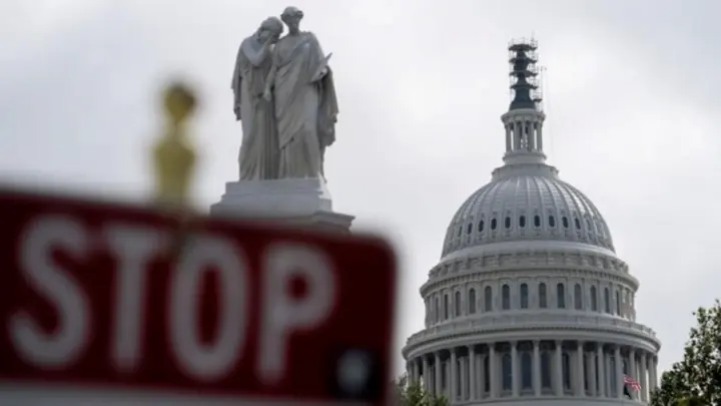 Chính phủ Mỹ tiến gần tới mốc đóng cửa lâu nhất